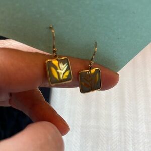 Holly Yashi Vintage Elegant Bird of Paradise Design Gold & Silver Earrings